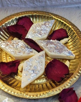 Kaju Barfi Candles Set Of 4